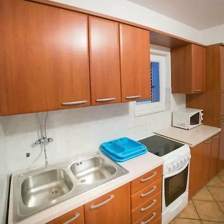 Apartman In With Balcony, Air Condition, Wifi