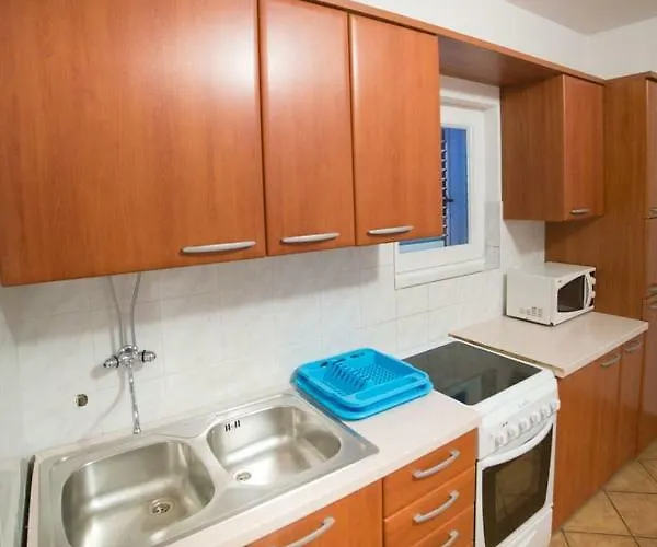 Apartment In With Balcony, Air Condition, Wifi